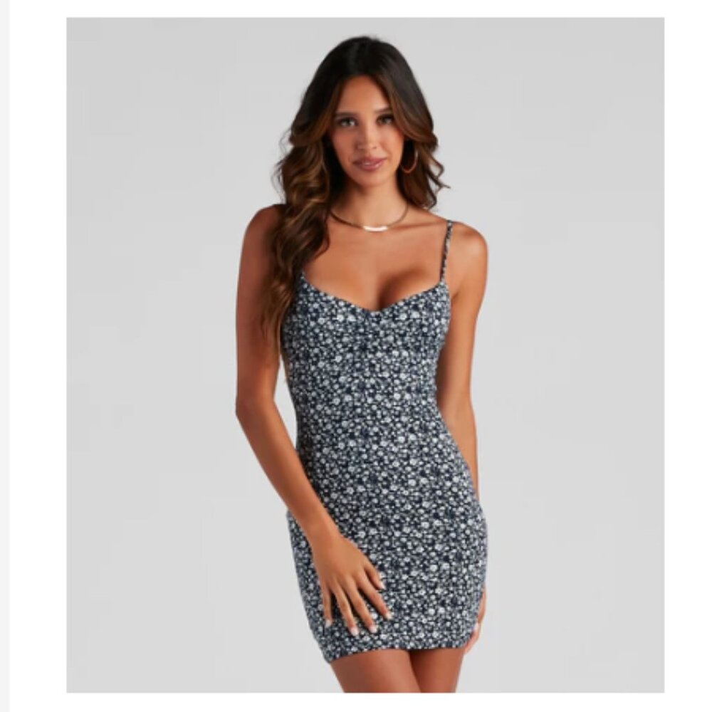 WINDSOR - XS Cutest Look Floral Mini Dress - Navy